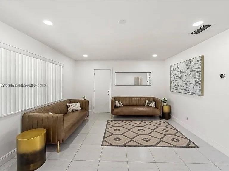 2219 N 35th Ave - Photo 5 of 19
