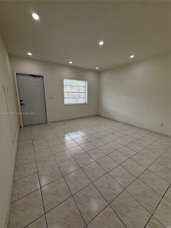 7231 Nw 2nd Ter - Photo 7 of 31