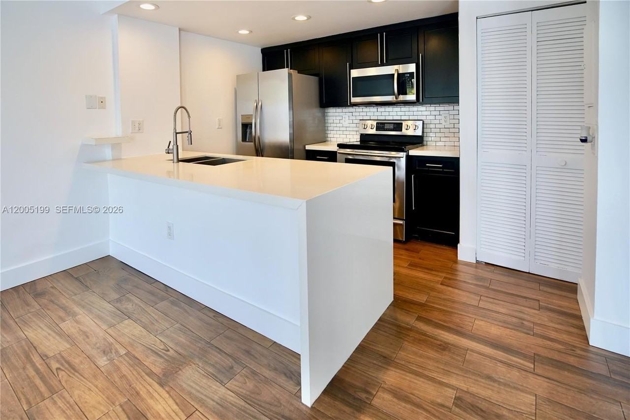 3186 Bird Ave #13 - Photo 5 of 21