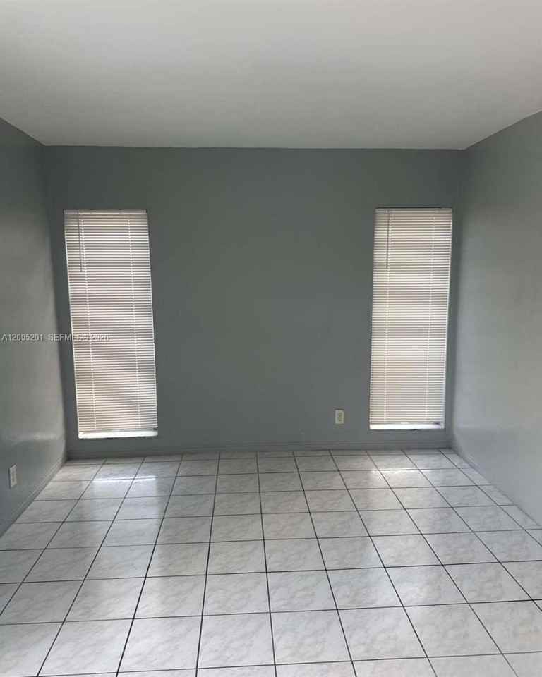 1610 Liberty St #7 - Photo 7 of 16