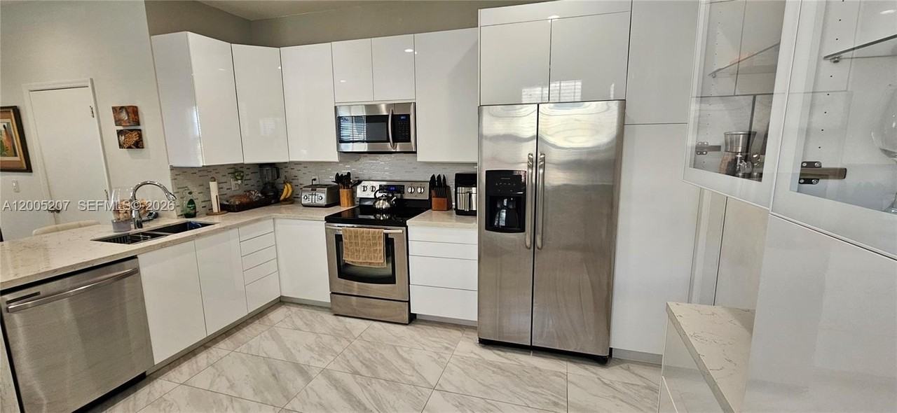 1844 Salerno Cir #1844 - Photo 3 of 31