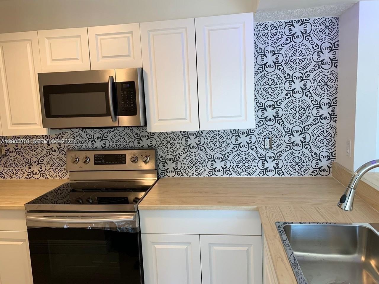 8590 Sw 212th St #210 - Photo 3 of 9