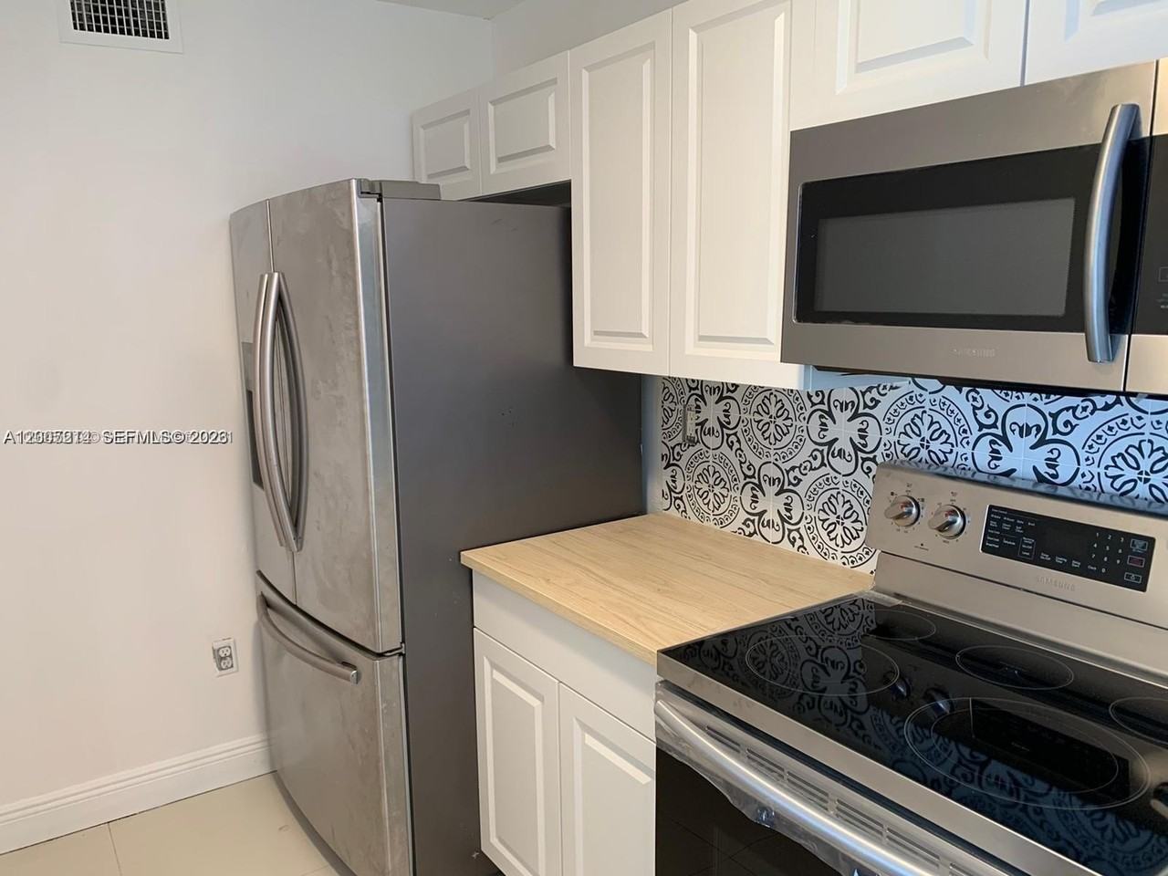 8590 Sw 212th St #210 - Photo 4 of 9