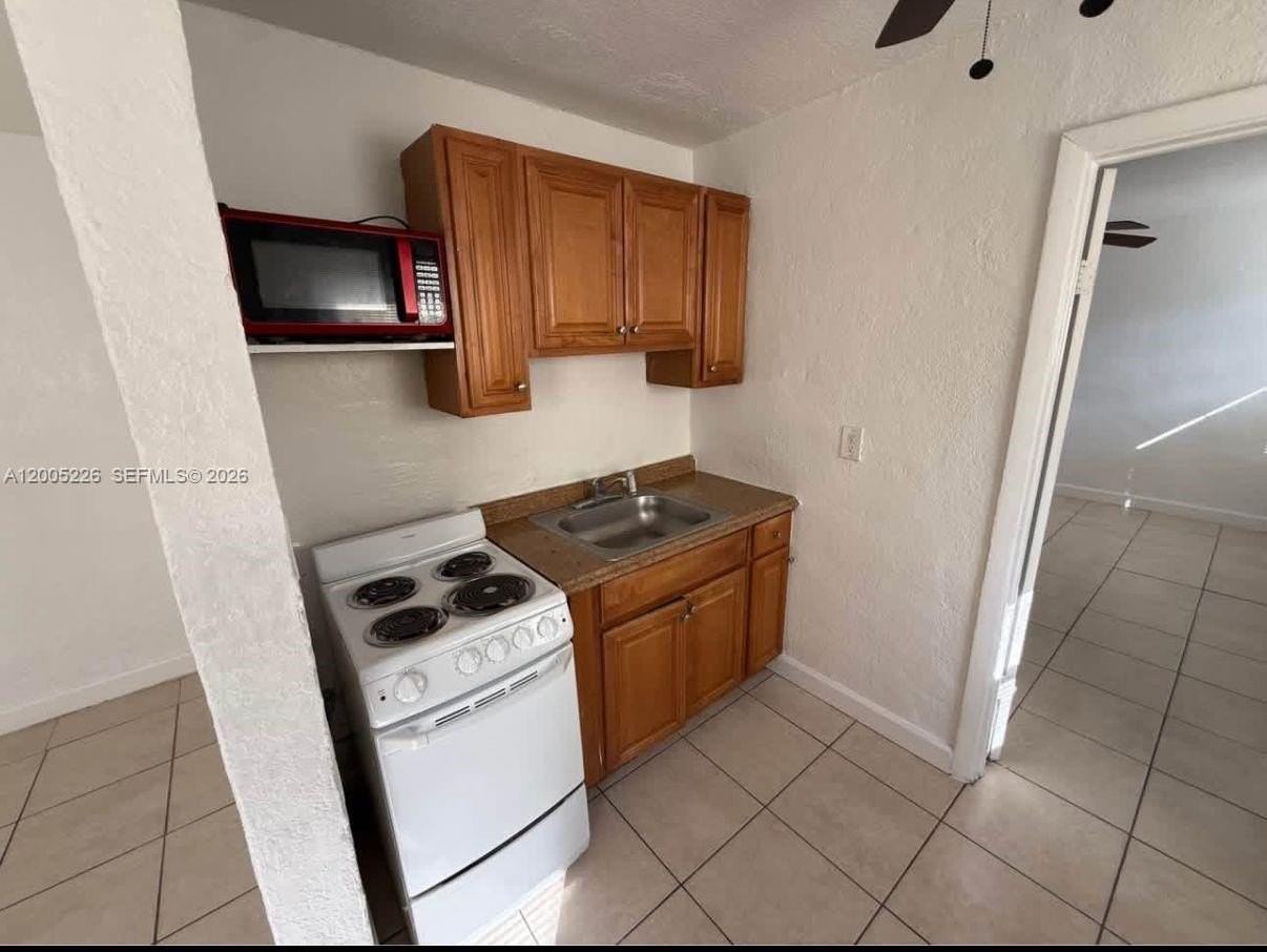 5731 Flagler St #1 - Photo 5 of 10