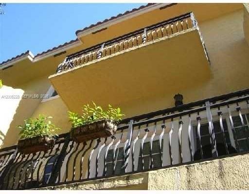 2919 Coconut Ave #4 - Photo 2 of 5