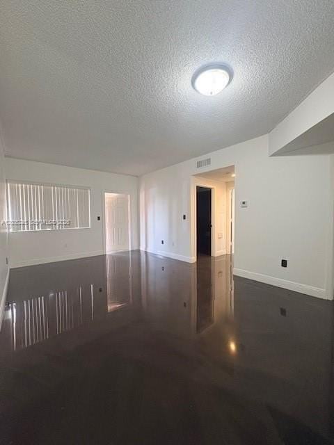 8019 Lake Dr #103 - Photo 5 of 18