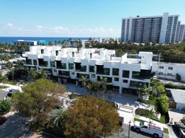 featured image of 3222 Ne 7th St #1