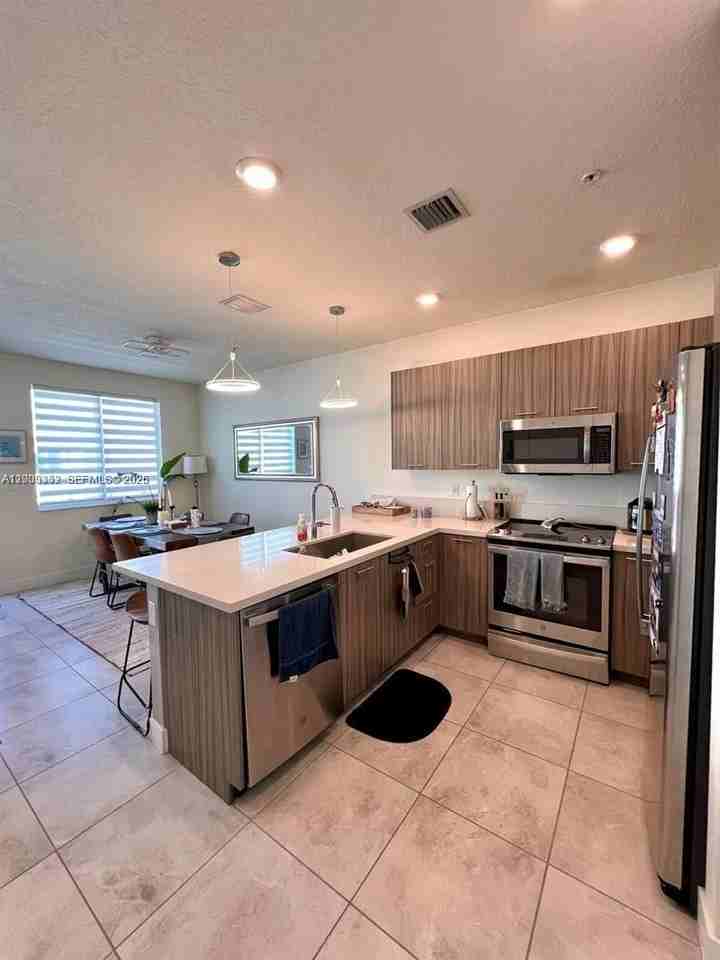 6420 Nw 102nd Path #304 - Photo 5 of 24