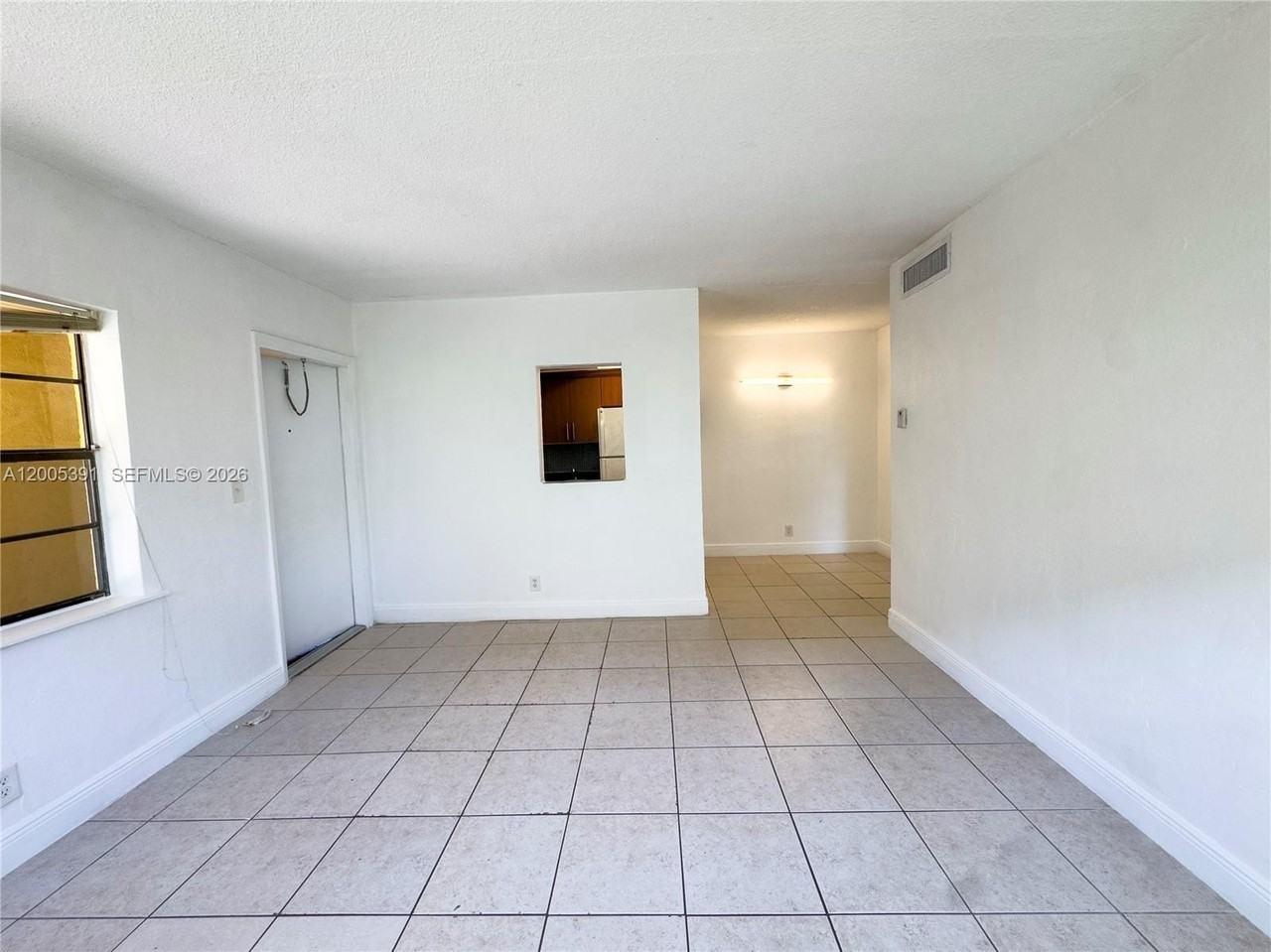 4061 N Dixie Hwy #9 - Photo 3 of 9