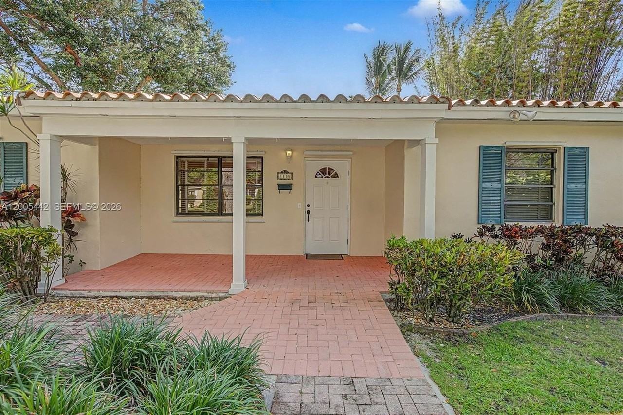 8115 Sw 63rd Pl - Photo 3 of 32