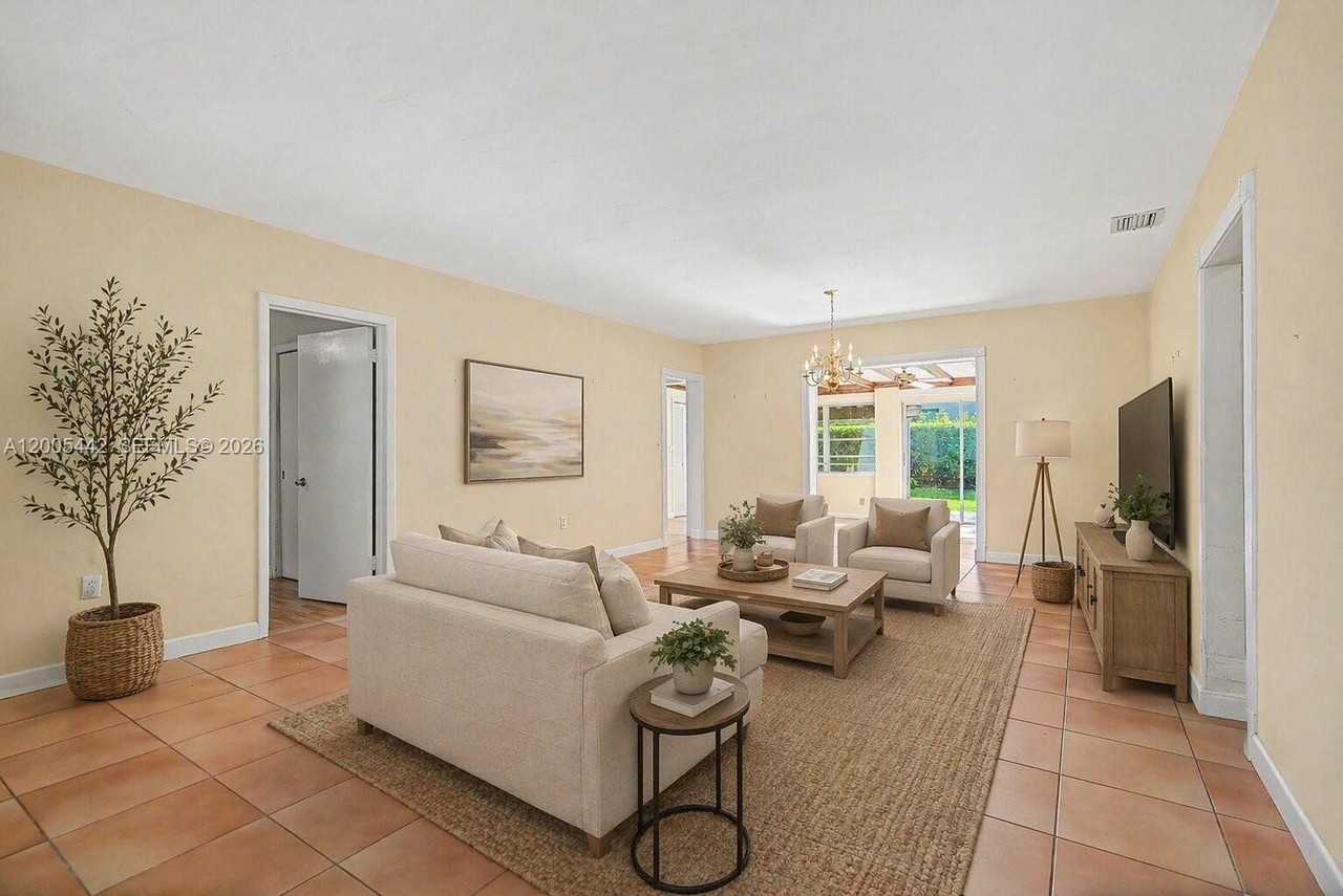 8115 Sw 63rd Pl - Photo 6 of 32