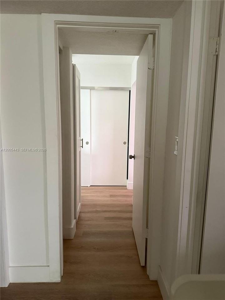 9006 Sw 137th St #18 - Photo 5 of 13