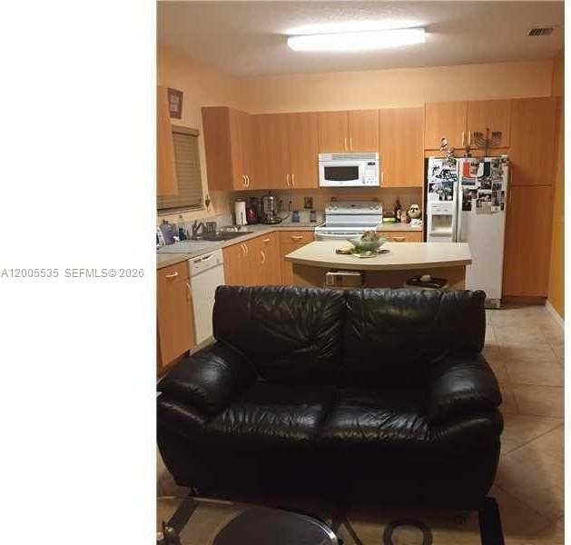 10785 Sw 232nd St - Photo 4 of 21