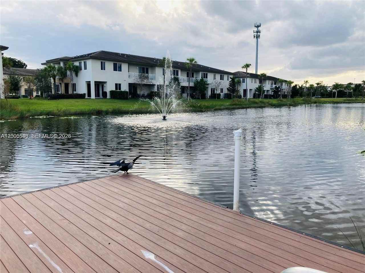 640 Pioneer Way #640 - Photo 6 of 35