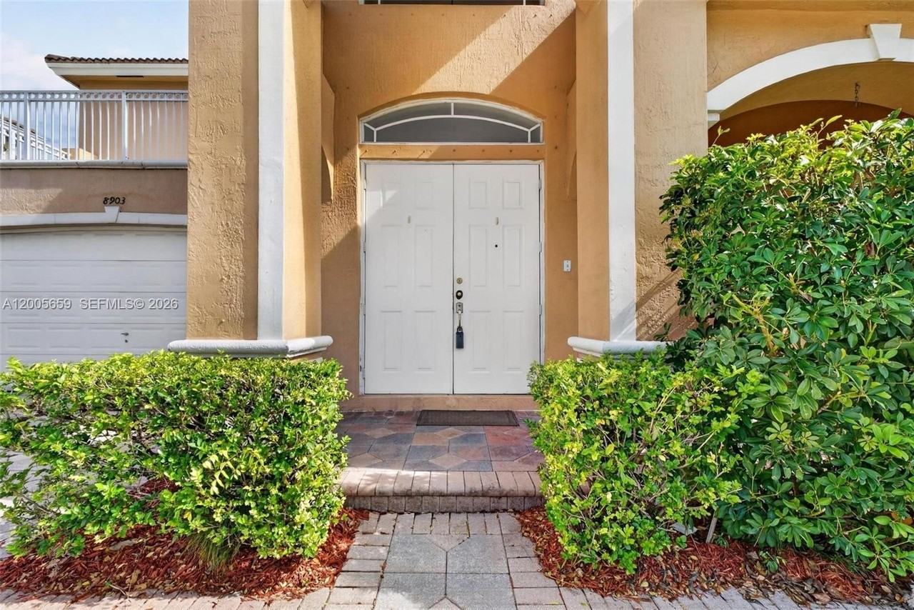 8903 Sw 206th St #8903 - Photo 4 of 50