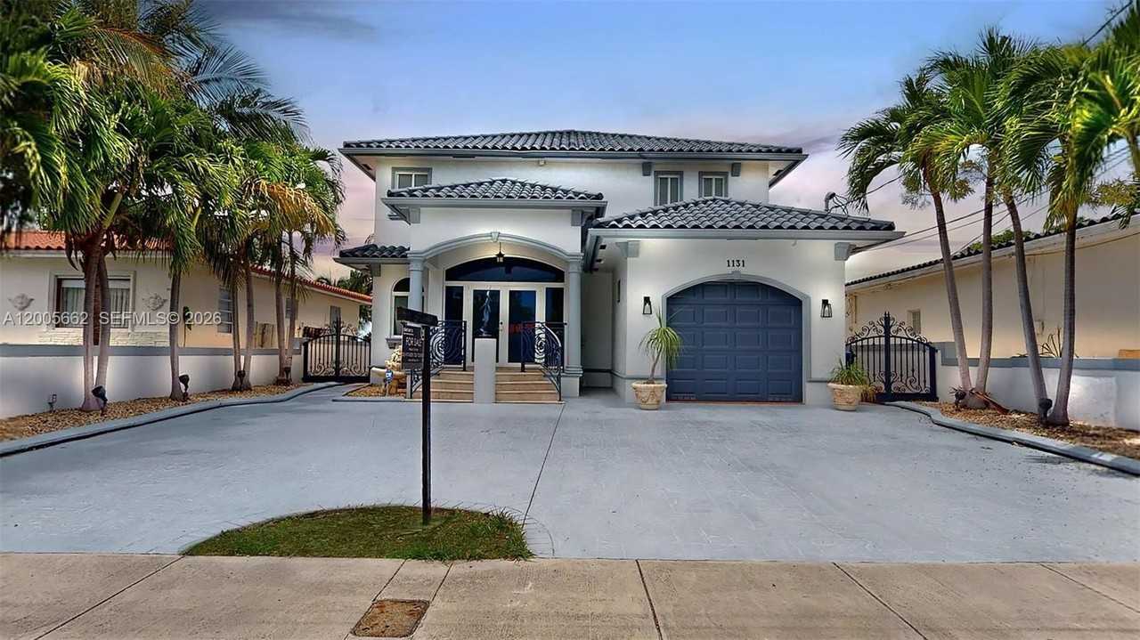 1131 Stillwater Dr