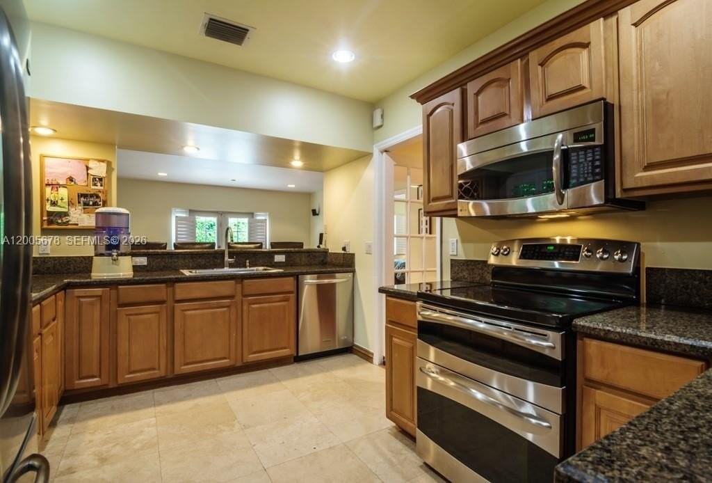 1237 Aduana Ave - Photo 3 of 34