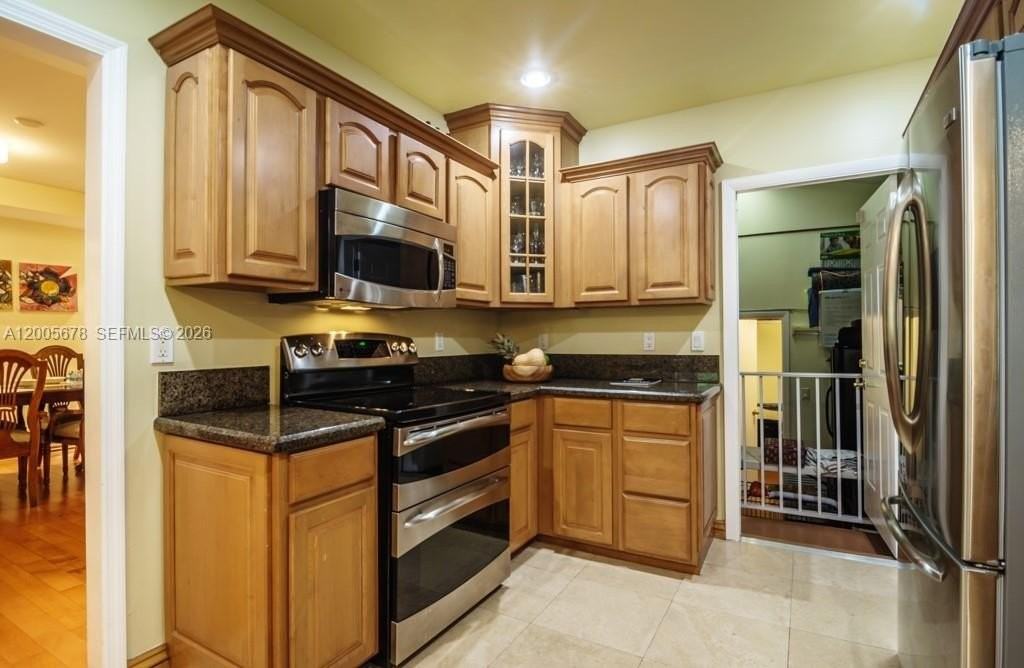 1237 Aduana Ave - Photo 5 of 34