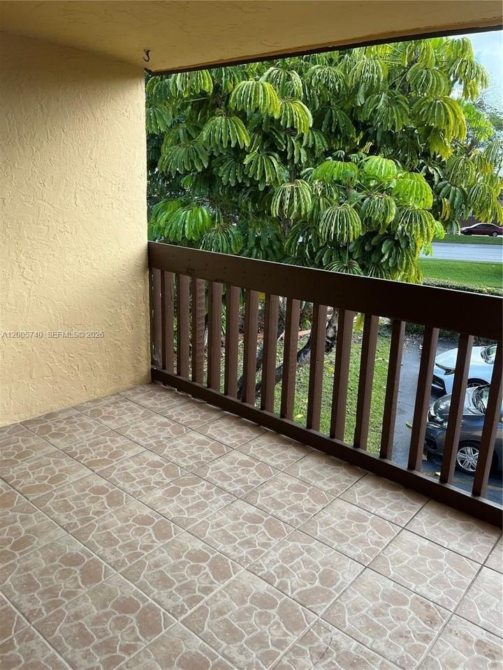 6661 Sw 137th Ct #8D - Photo 4 of 34