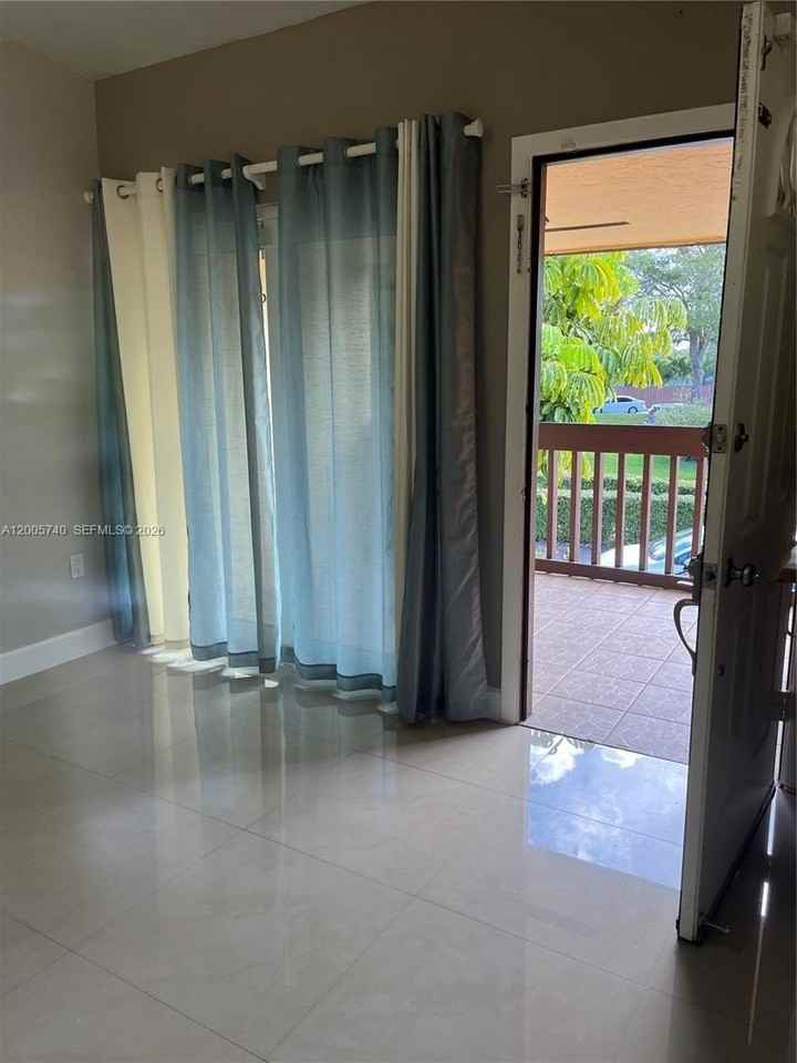 6661 Sw 137th Ct #8D - Photo 5 of 34