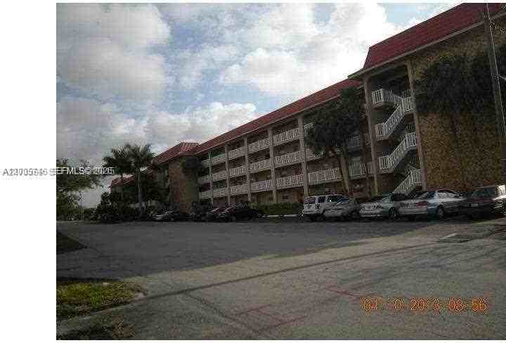 1700 Nw 58th Ter #3M