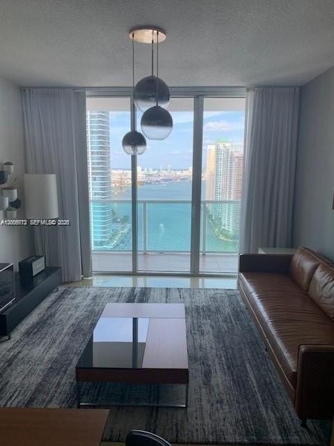 31 Se 5th St #3512