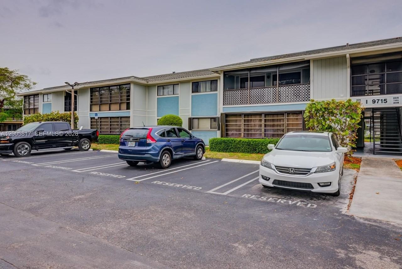 9715 Hammocks Blvd #106 - Photo 2 of 23
