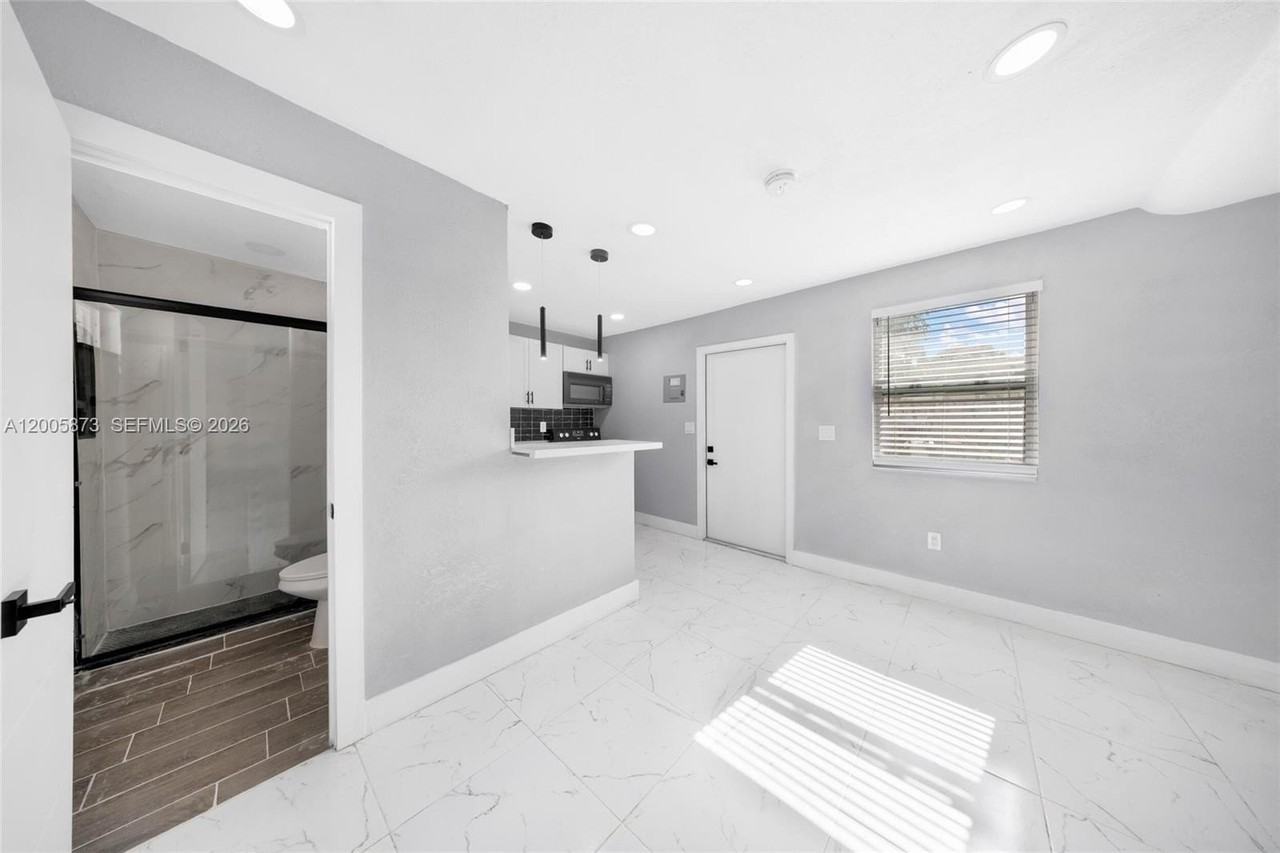 2145 Nw 130th St #0 - Photo 4 of 15