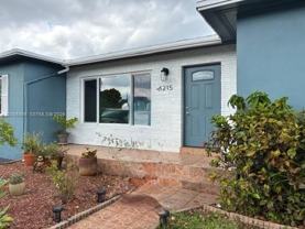 6215 Sw 20th St #1 - Photo 1 of 1