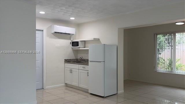 6215 Sw 20th St #1 - Photo 7 of 10