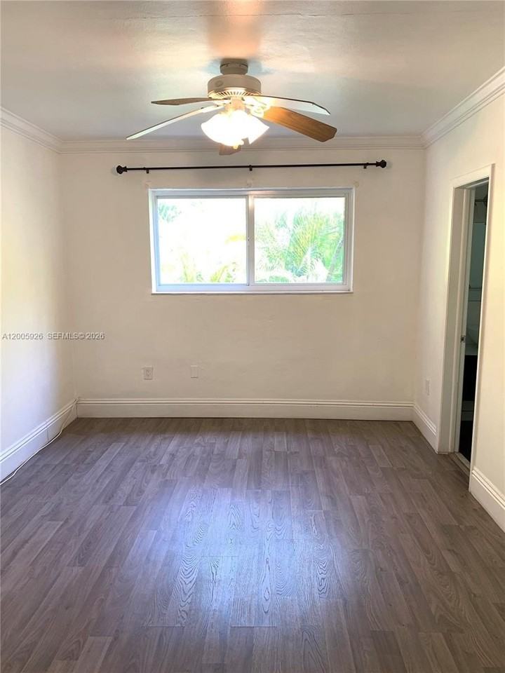 1515 West Ave #5 - Photo 6 of 11