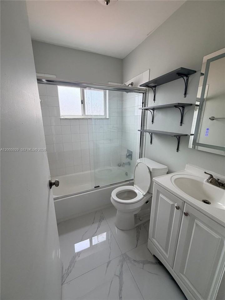 14899 Sw 176th St #0 - Photo 4 of 15