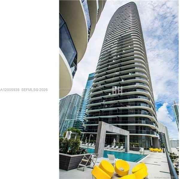 55 Sw 9th St #3610