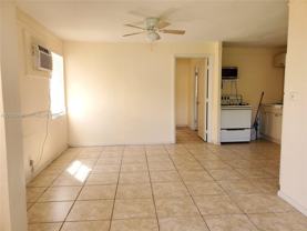 2114 Mckinley St #REARA - Photo 1 of 1