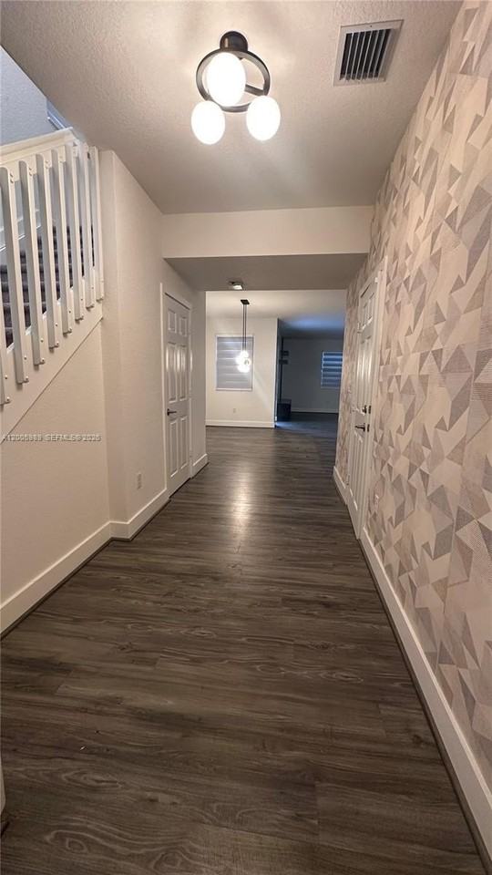 3423 W 110th St - Photo 2 of 42