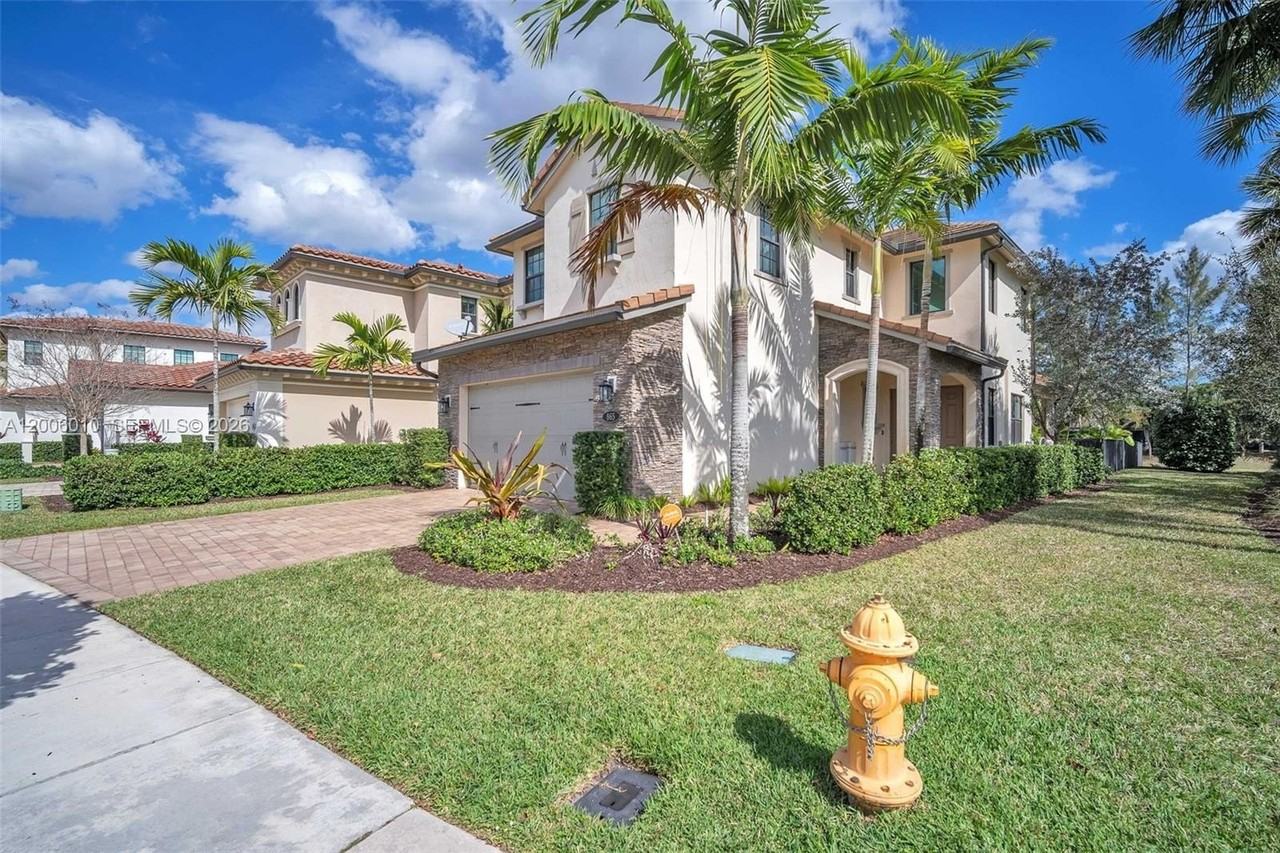 865 Sw 113th Ln - Photo 3 of 42