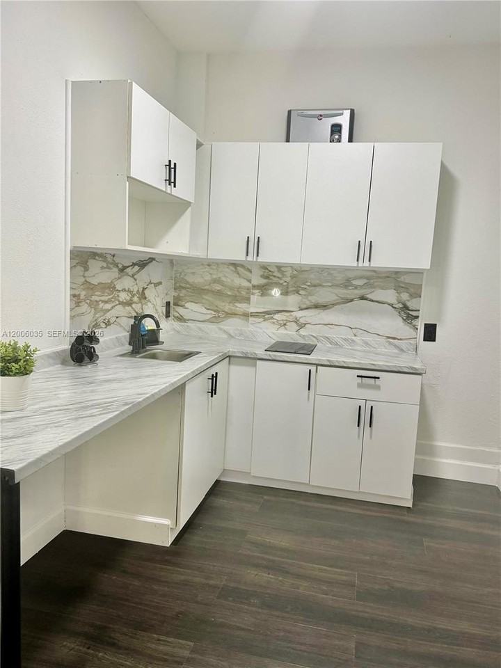 Sw 229th Ter #A - Photo 4 of 6