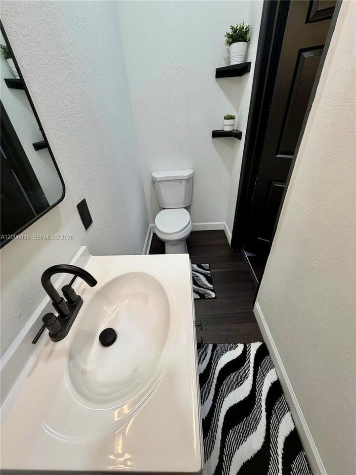 Sw 229th Ter #A - Photo 5 of 6