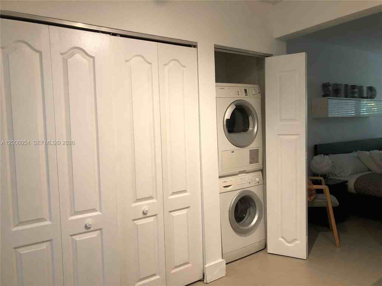 911 Meridian Ave #105 - Photo 7 of 31