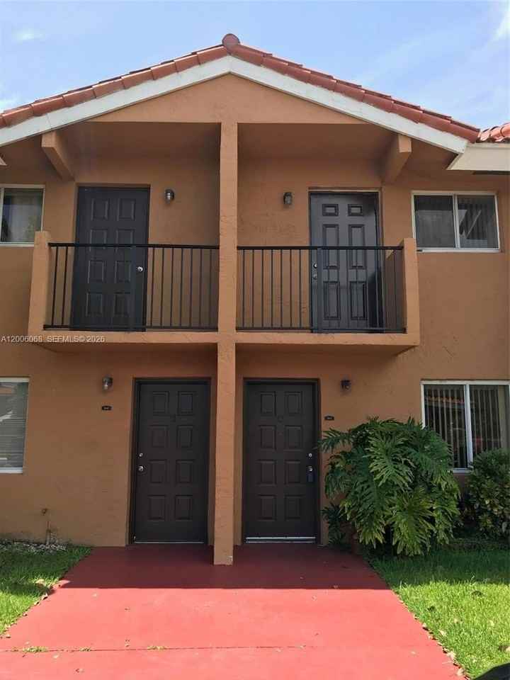 8260 Nw 5th Ter #341 - Photo 4 of 24