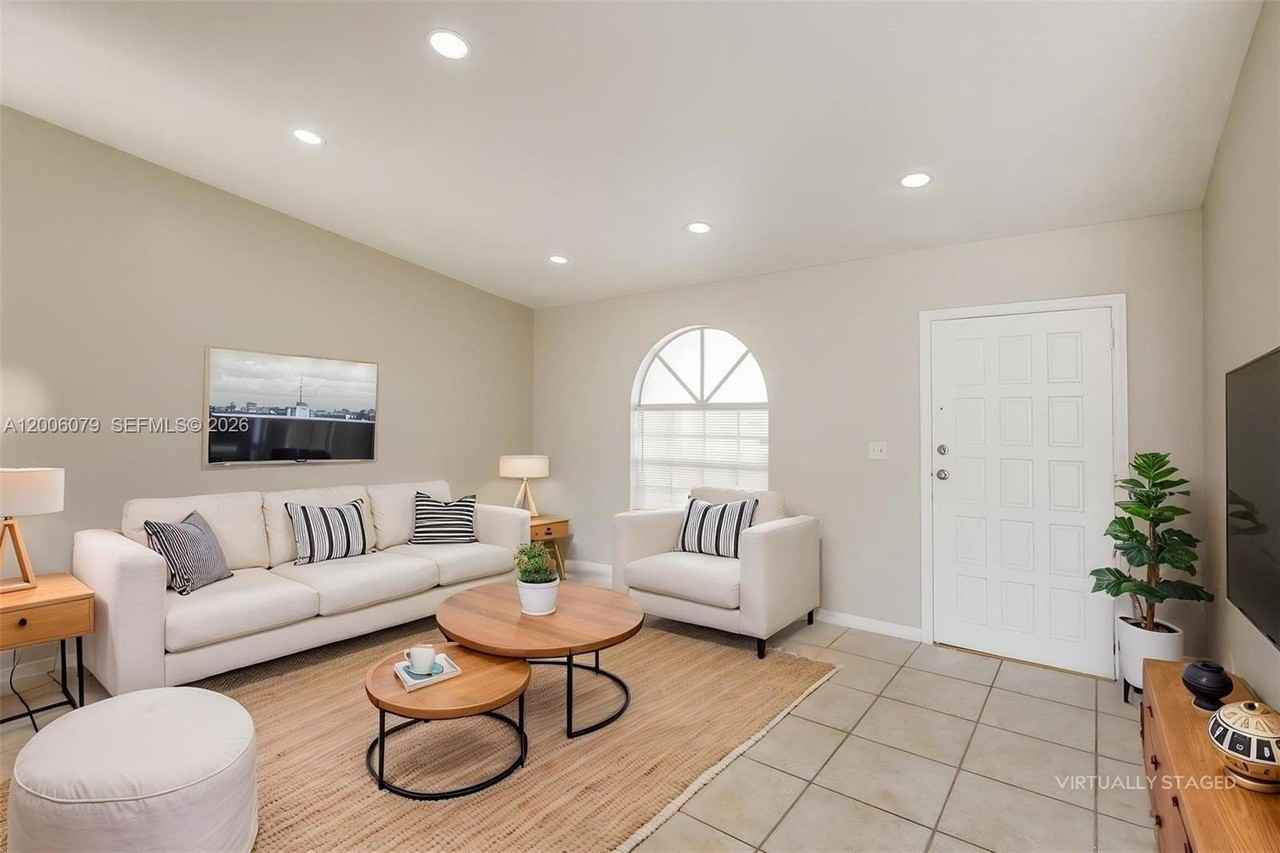14484 Sw 174th St - Photo 5 of 18