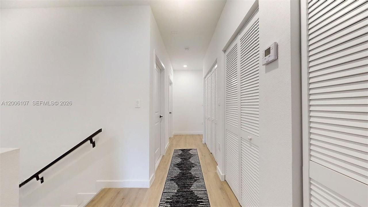 1339 Nw 2nd Ln #1339 - Photo 2 of 50