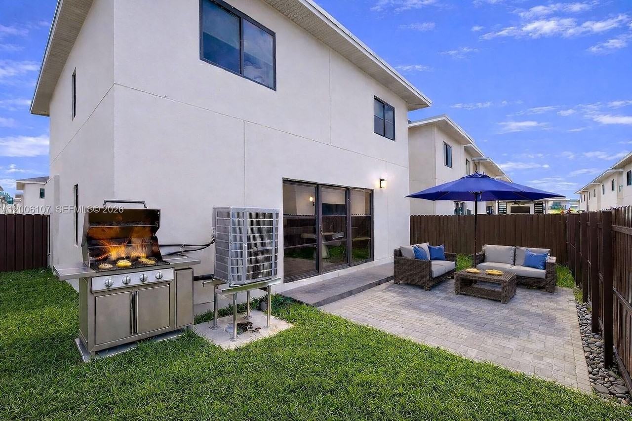 1339 Nw 2nd Ln #1339 - Photo 6 of 50