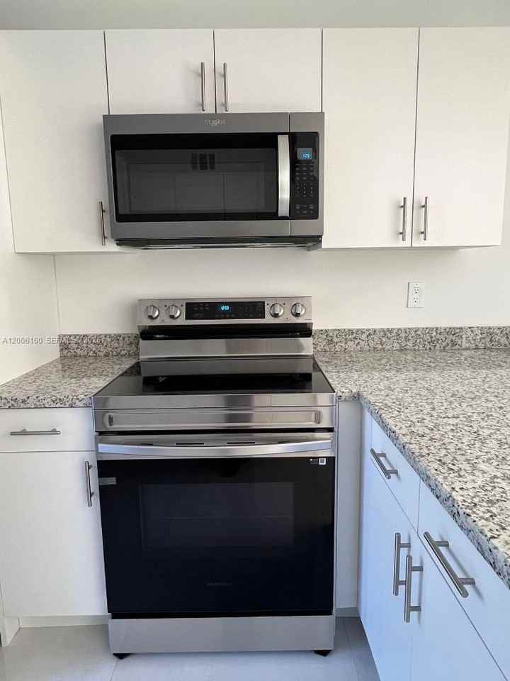 7921 Sw 152nd Ave #1 - Photo 6 of 40