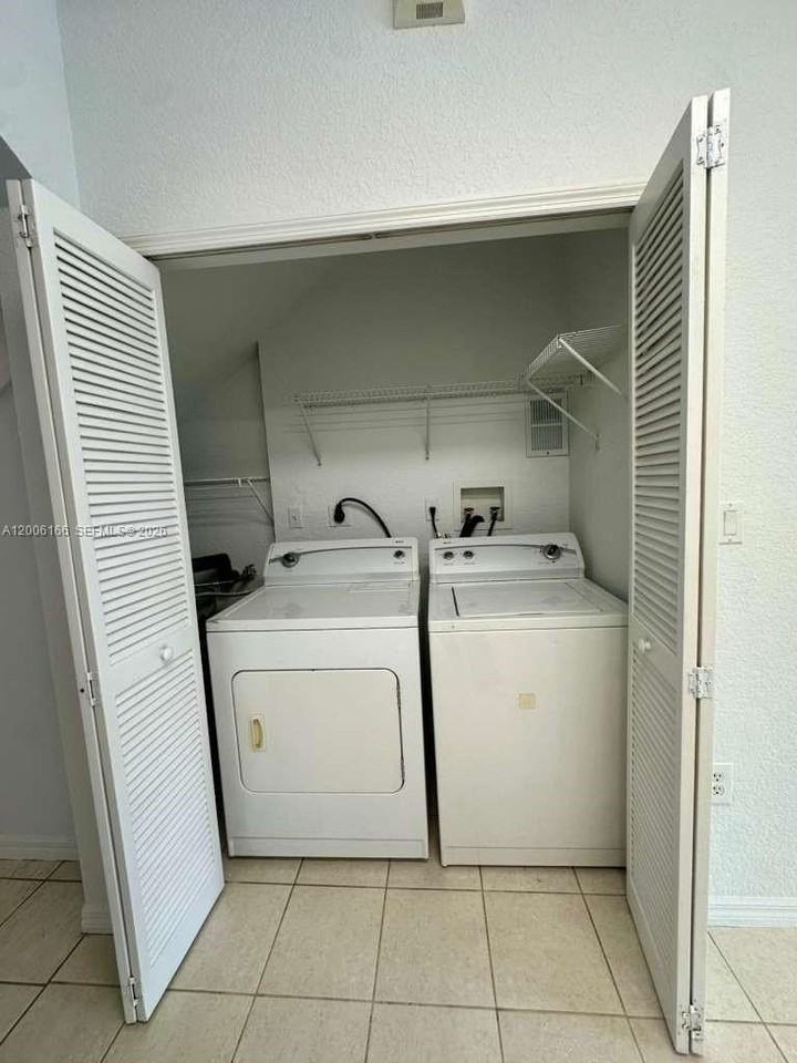 10760 Nw 82nd Ter #8-7 - Photo 5 of 19