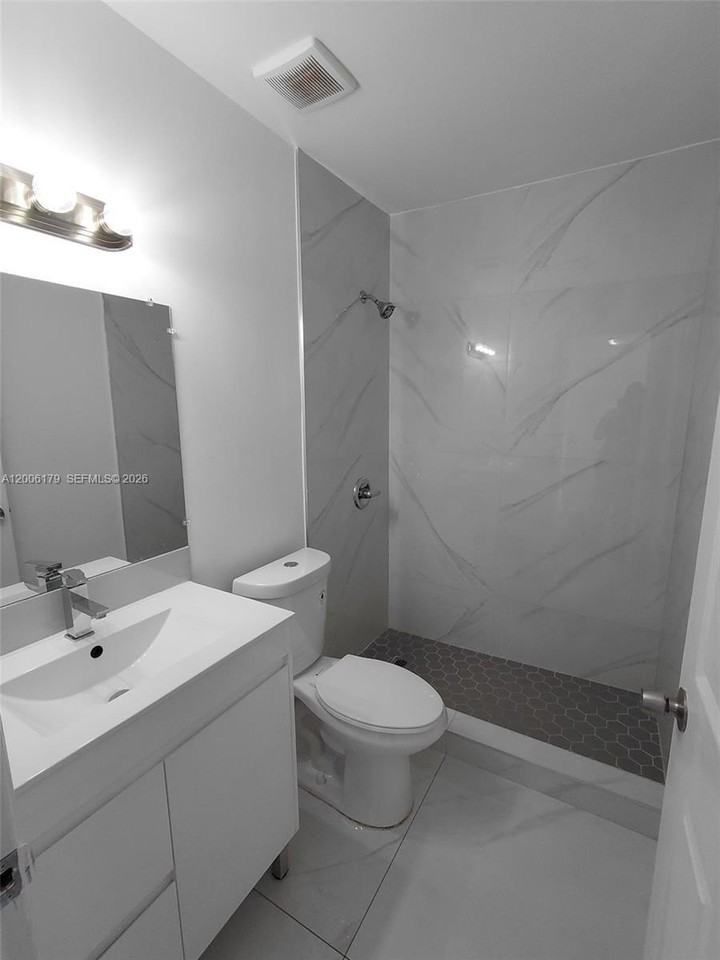 5435 W 24th Ave #78 - Photo 7 of 12