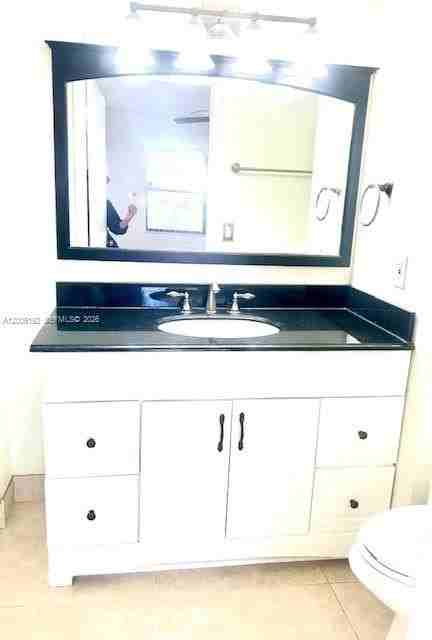 871 Ne 207th Ter #4-101 - Photo 7 of 12