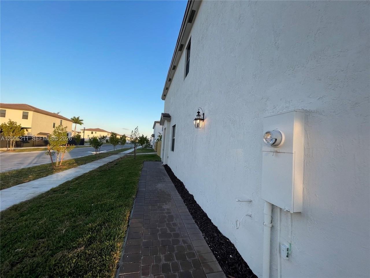 23011 Sw 131st Ave #23011 - Photo 2 of 27