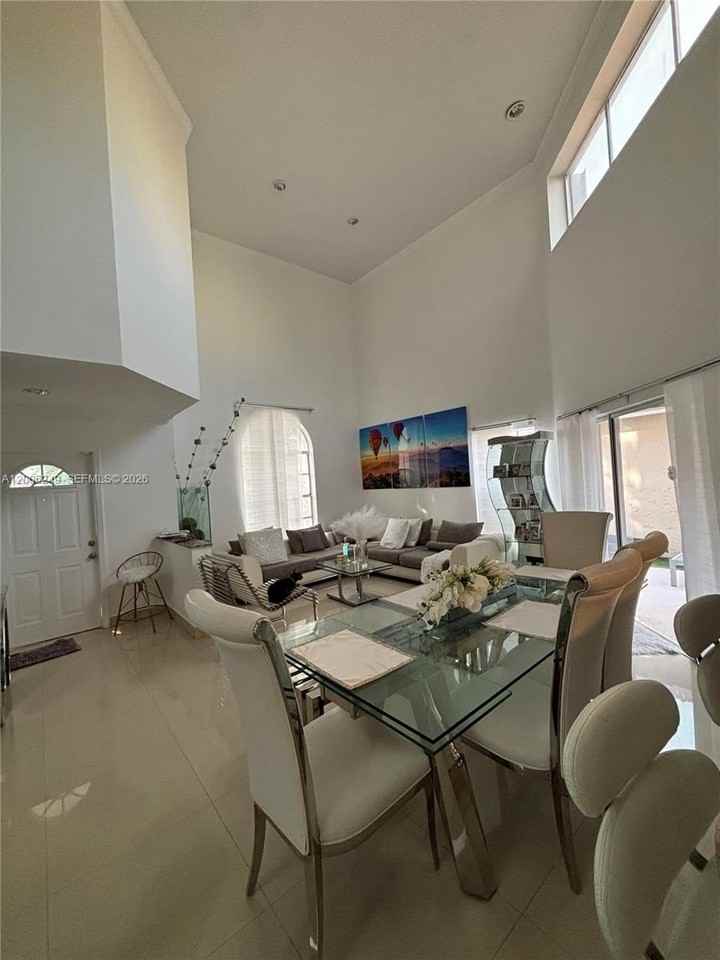 1351 Garden Rd - Photo 6 of 20