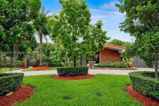 6820 Sw 86th Ave - Photo 1 of 1